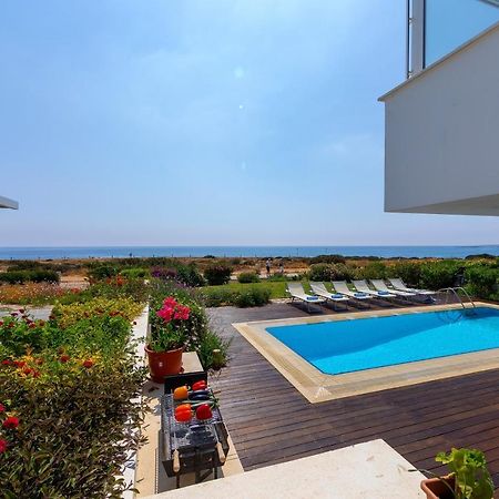 Protaras Beachfront Villa Alia Eksteriør billede