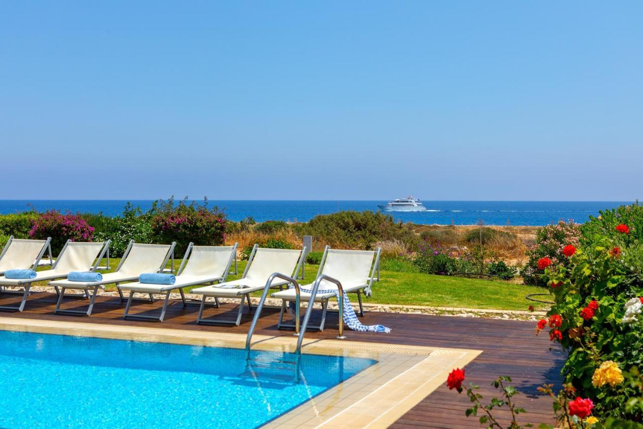 Protaras Beachfront Villa Alia Eksteriør billede