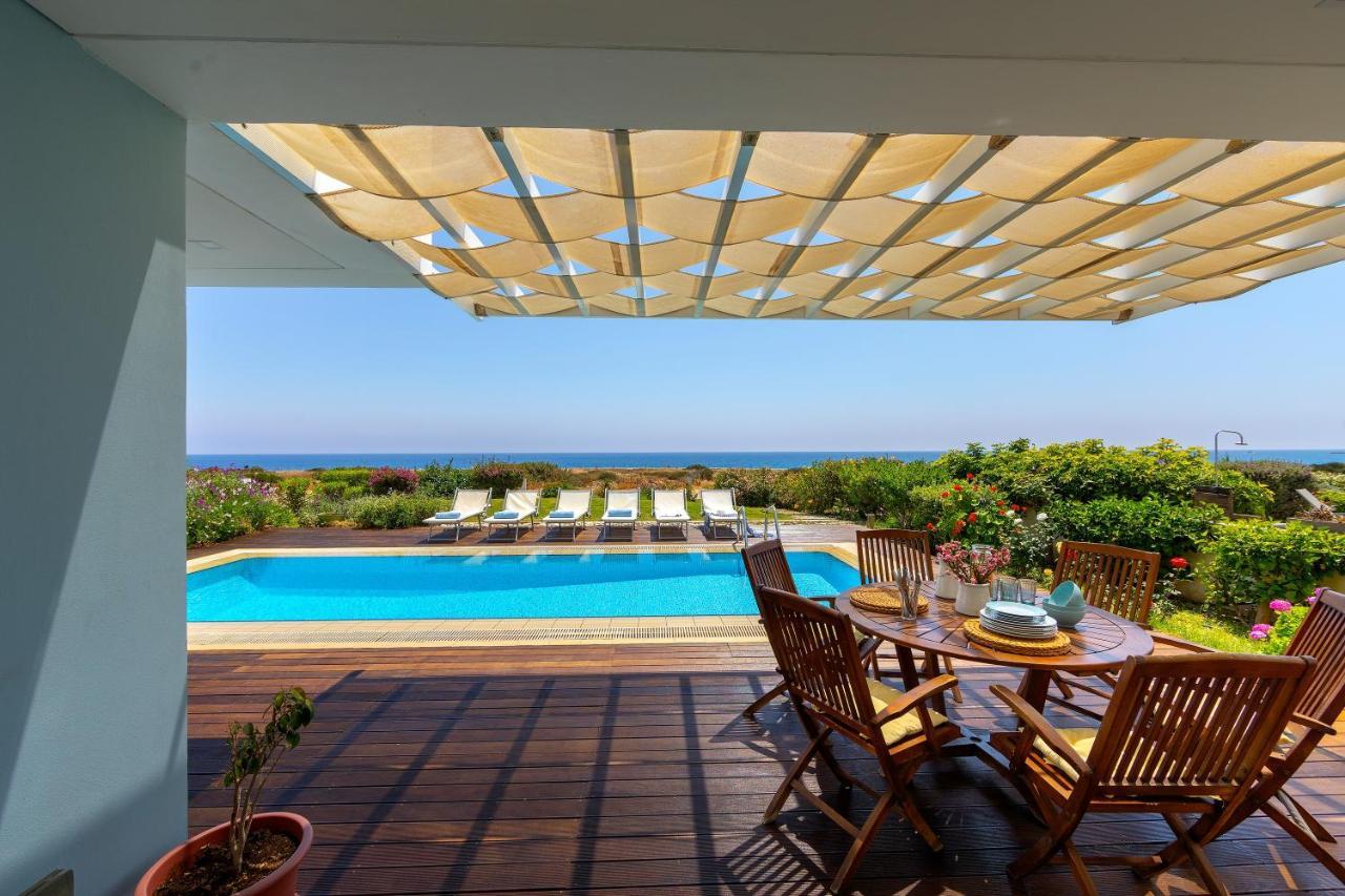 Protaras Beachfront Villa Alia Eksteriør billede