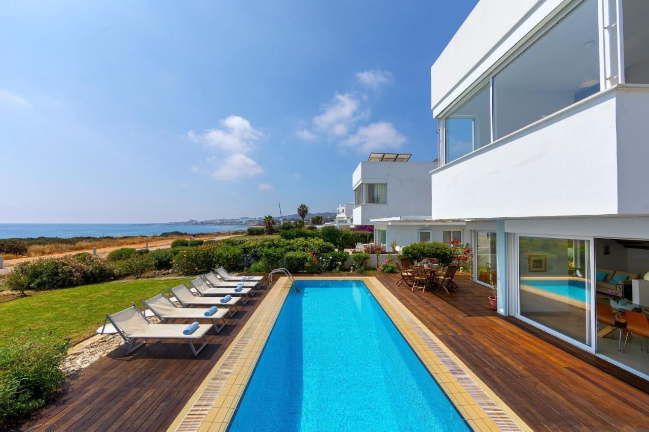 Protaras Beachfront Villa Alia Eksteriør billede