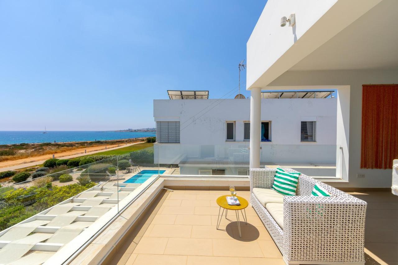 Protaras Beachfront Villa Alia Eksteriør billede