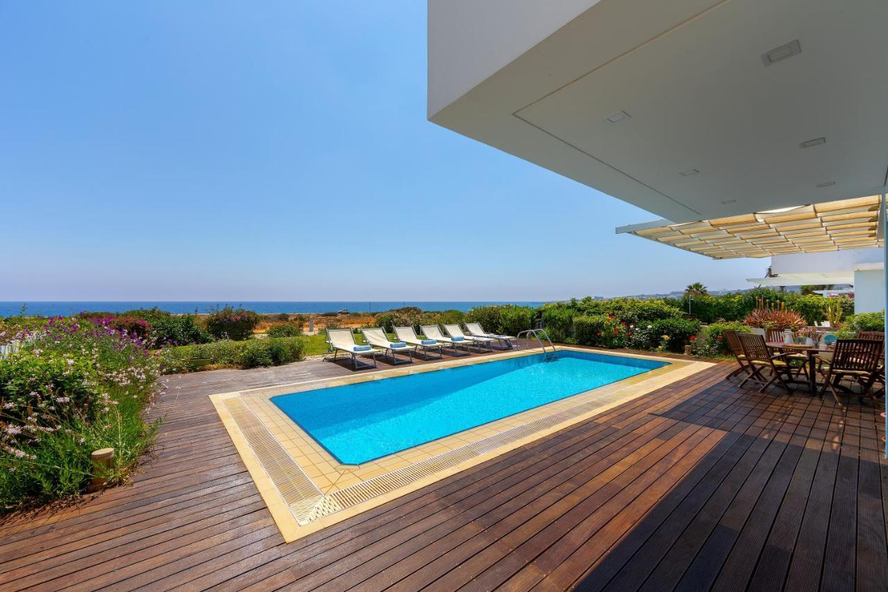 Protaras Beachfront Villa Alia Eksteriør billede
