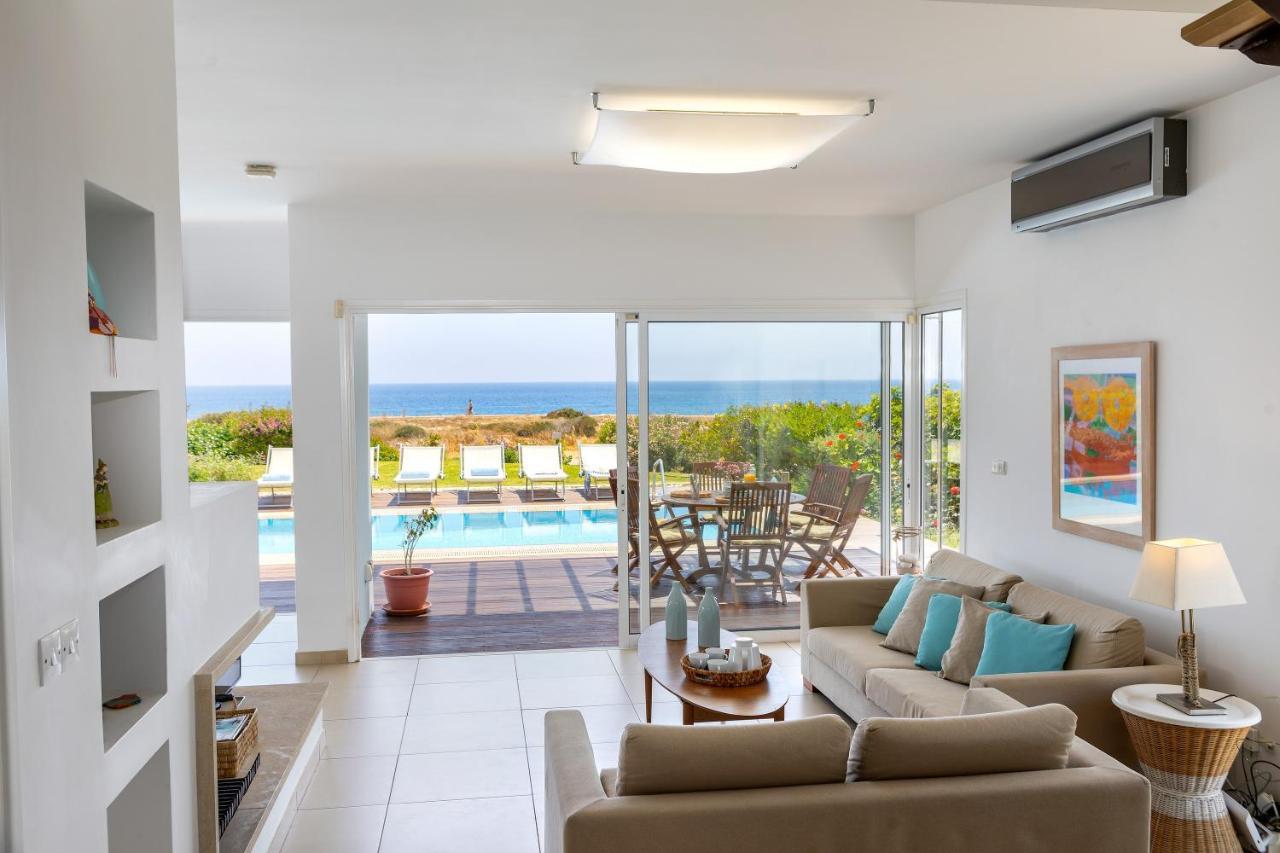 Protaras Beachfront Villa Alia Eksteriør billede