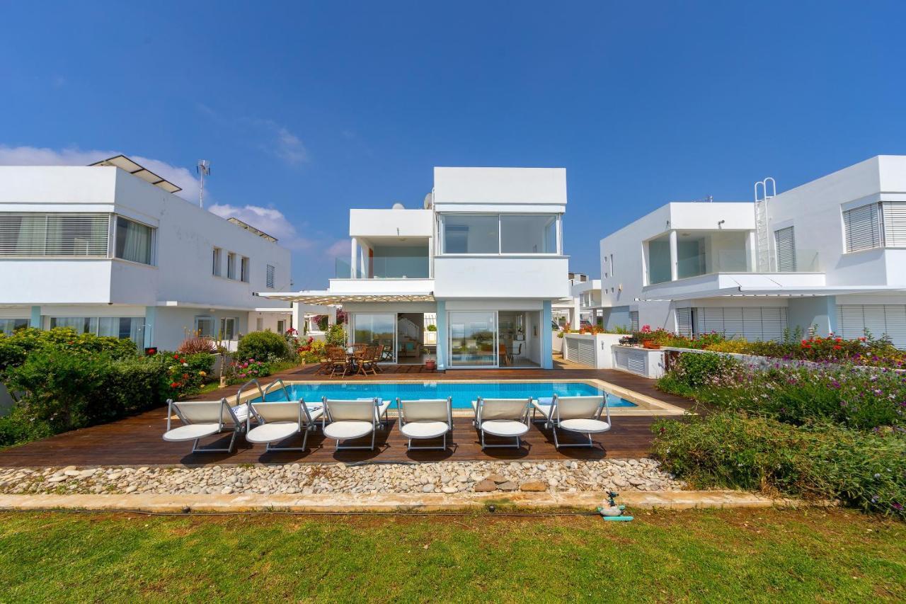 Protaras Beachfront Villa Alia Eksteriør billede