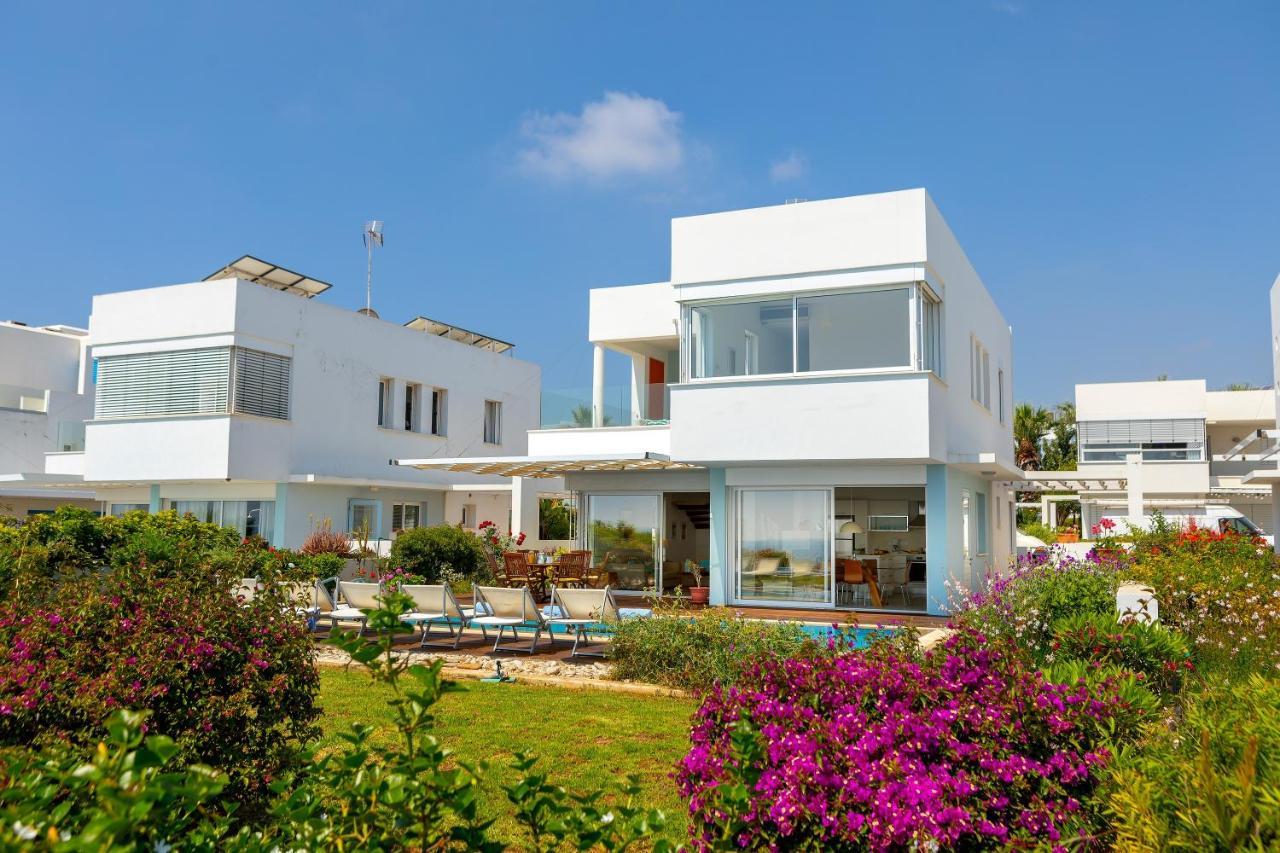 Protaras Beachfront Villa Alia Eksteriør billede