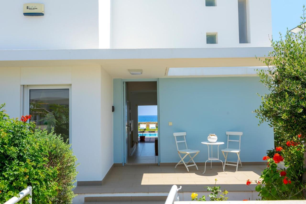 Protaras Beachfront Villa Alia Eksteriør billede