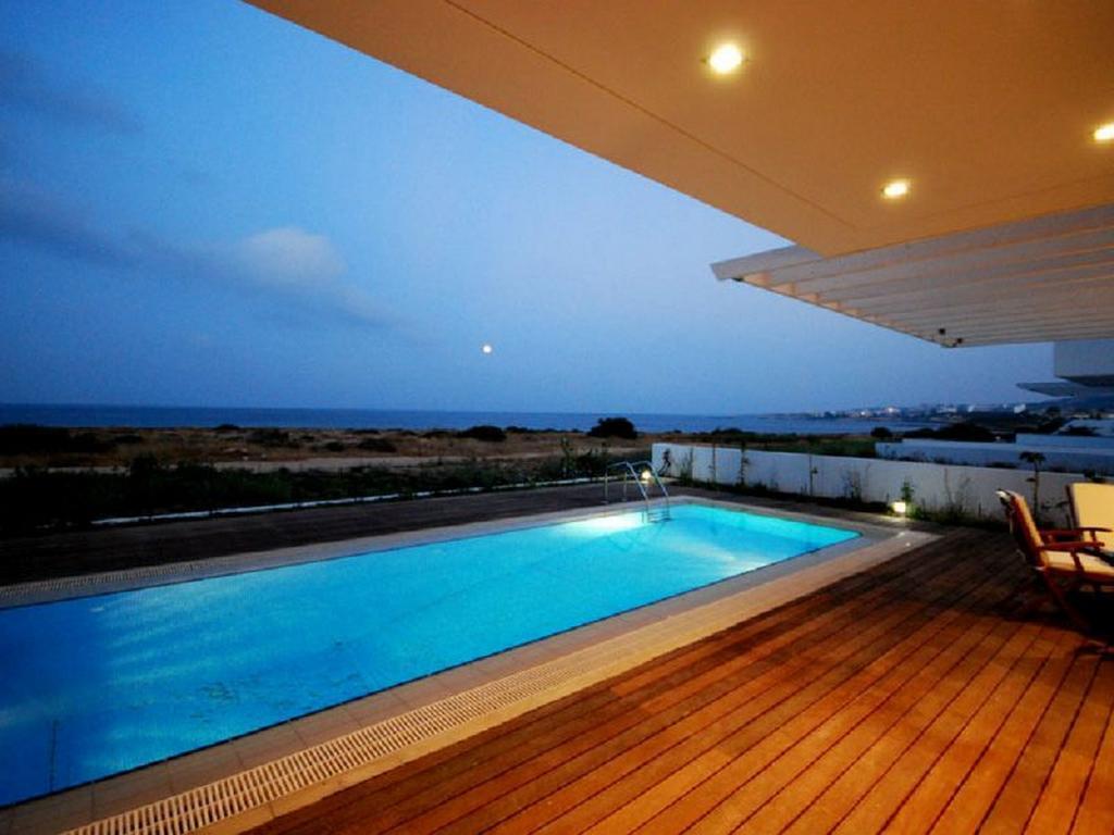 Protaras Beachfront Villa Alia Eksteriør billede